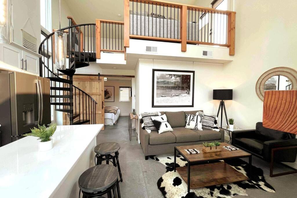 Brand New Upscale Home- Best Location! Whitefish Exterior foto