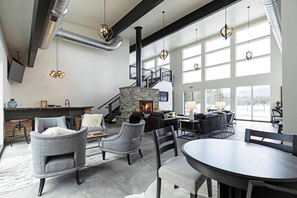 Brand New Upscale Home- Best Location! Whitefish Exterior foto