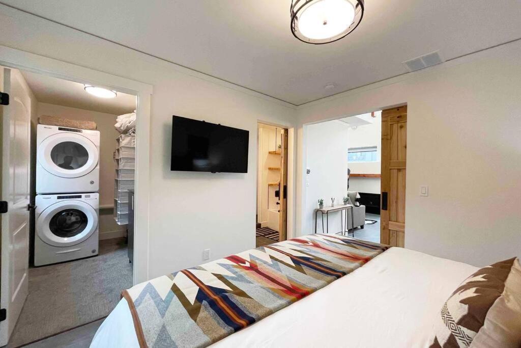 Brand New Upscale Home- Best Location! Whitefish Exterior foto