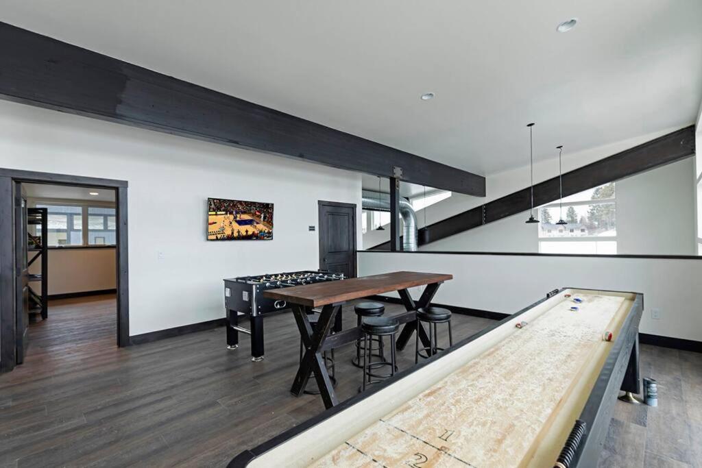 Brand New Upscale Home- Best Location! Whitefish Exterior foto